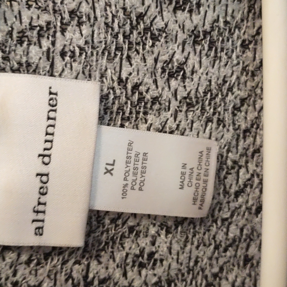 Sweater - Picture 2 of 2
